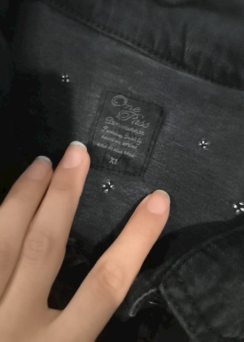 Siyah Düğmeli Kadın Kot Ceket - Görsel 4