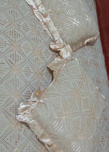 el işi dantel altı kapitone yatak örtüsü