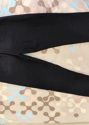 Siyah Kemerli Rahat Kesim Kadın Kot Pantolon - Görsel 3