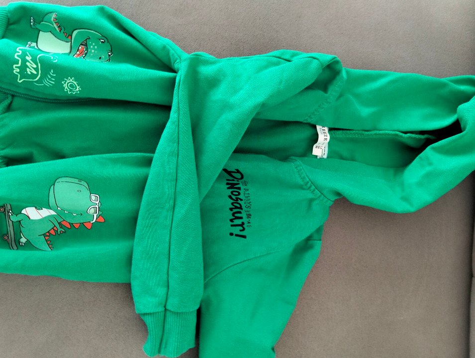 Erkek bebek için fermuarlı kapüşonlu yeşil eşofman üstü - Görsel 3