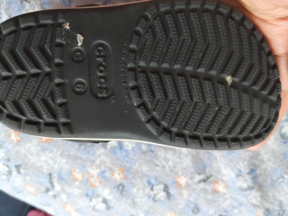 Erkek Çocuk Siyah Kaydırmaz Kayışlı Terlik - Görsel 4