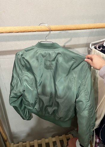 Yeşil Parlak Kadın Bomber Ceket - Görsel 3