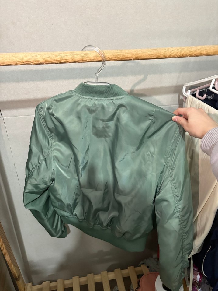 Yeşil Parlak Kadın Bomber Ceket - Görsel 3