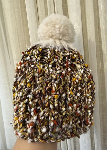 Bej Renkli Örgü Kadın Bere - Görsel 3