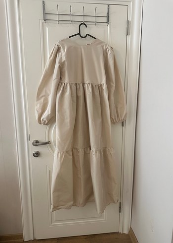 Bej Uzun Elbise Ruffle Detaylı manuka