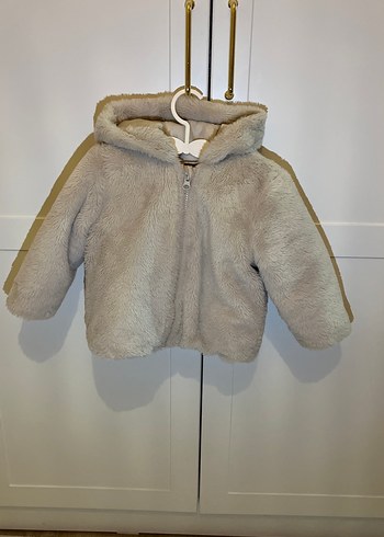 Krem Kapüşonlu Peluş Kız Çocuk Mont - Görsel 3