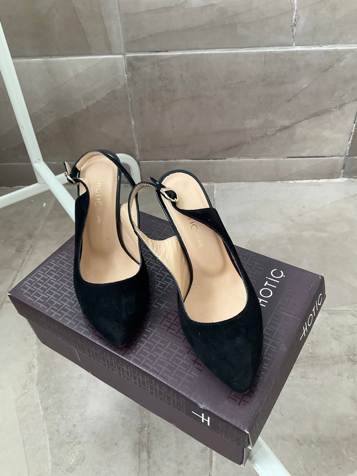 Klasik Siyah Topuklu Kadın Ayakkabı - Görsel 2