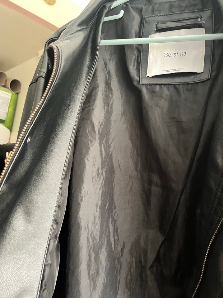 Düğmeli Siyah Deri Kadın Ceket kol defolu - Görsel 3