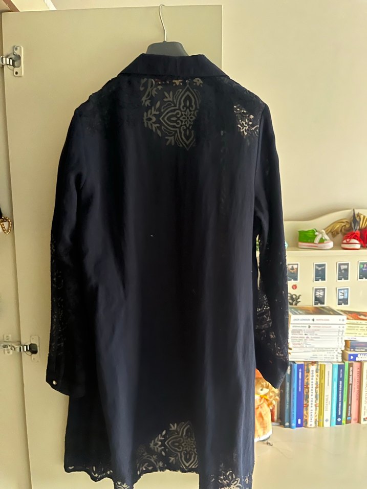 Dantel Detaylı Siyah Uzun Hamile Ceketi marka temsili - Görsel 3