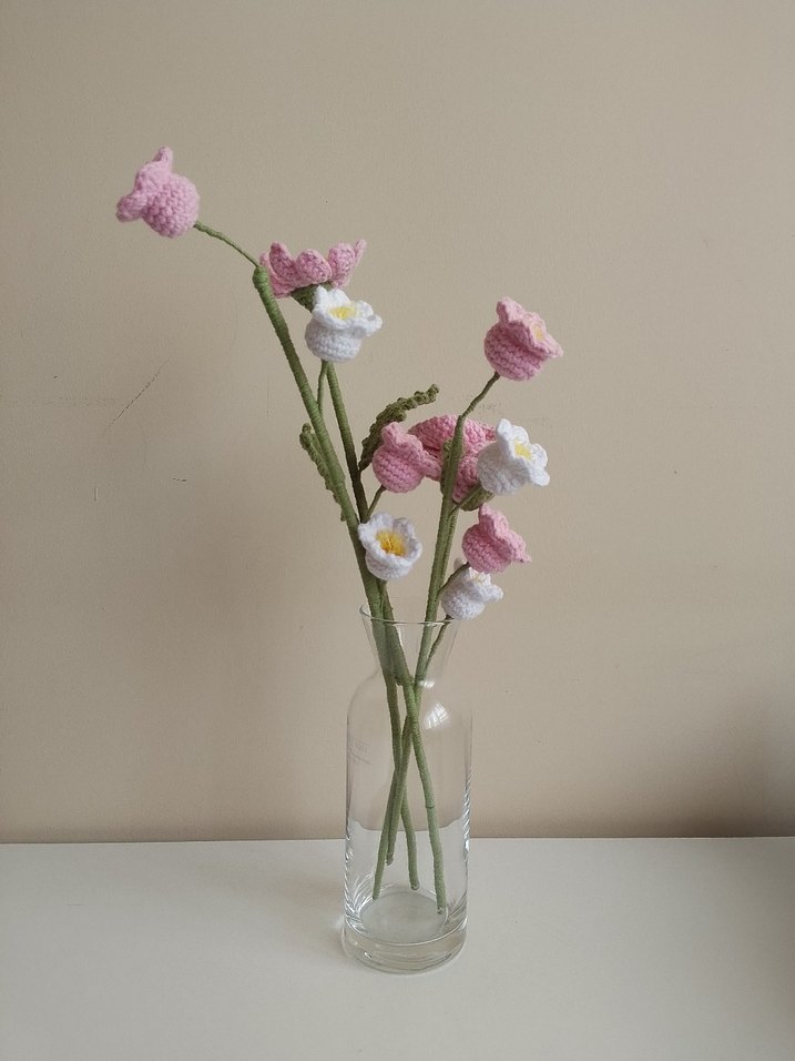 El Yapımı Pembe Örgü Çiçek Konsept. - Görsel 2