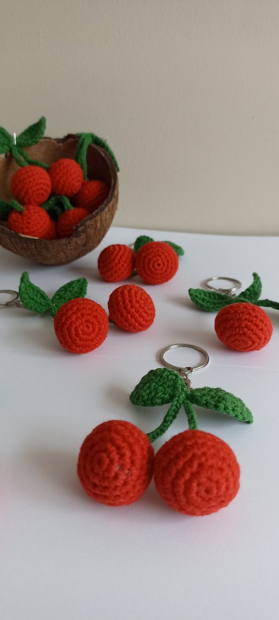 El Örgüsü Kiraz Anahtarlık - Görsel 2