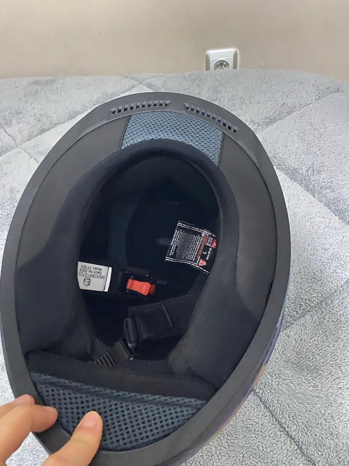 Parlak Çok Renkli Avant-Garde Motosiklet  L52 - Görsel 3