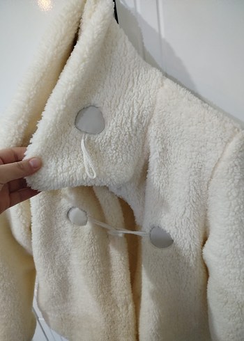 Düğmeli Beyaz Midi Kadın Ceket - Görsel 3