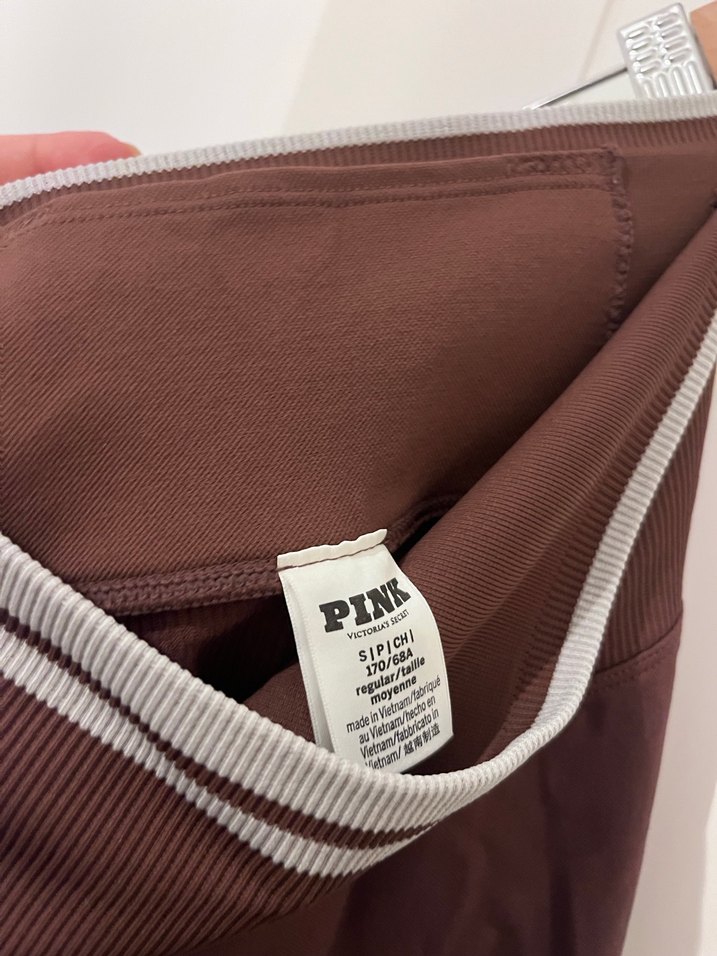 Victoria Secret Kahverengi Spor Tayt ve Crop Top Takım - Görsel 4