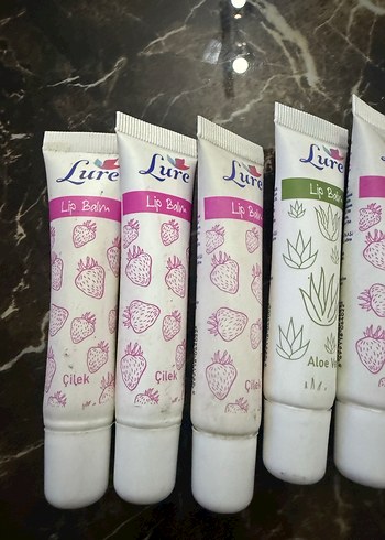 Lure Pastel Pembe Dudak Balmı - Görsel 3