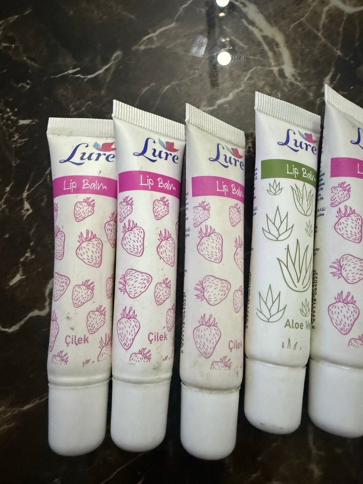 Lure Pastel Pembe Dudak Balmı - Görsel 3