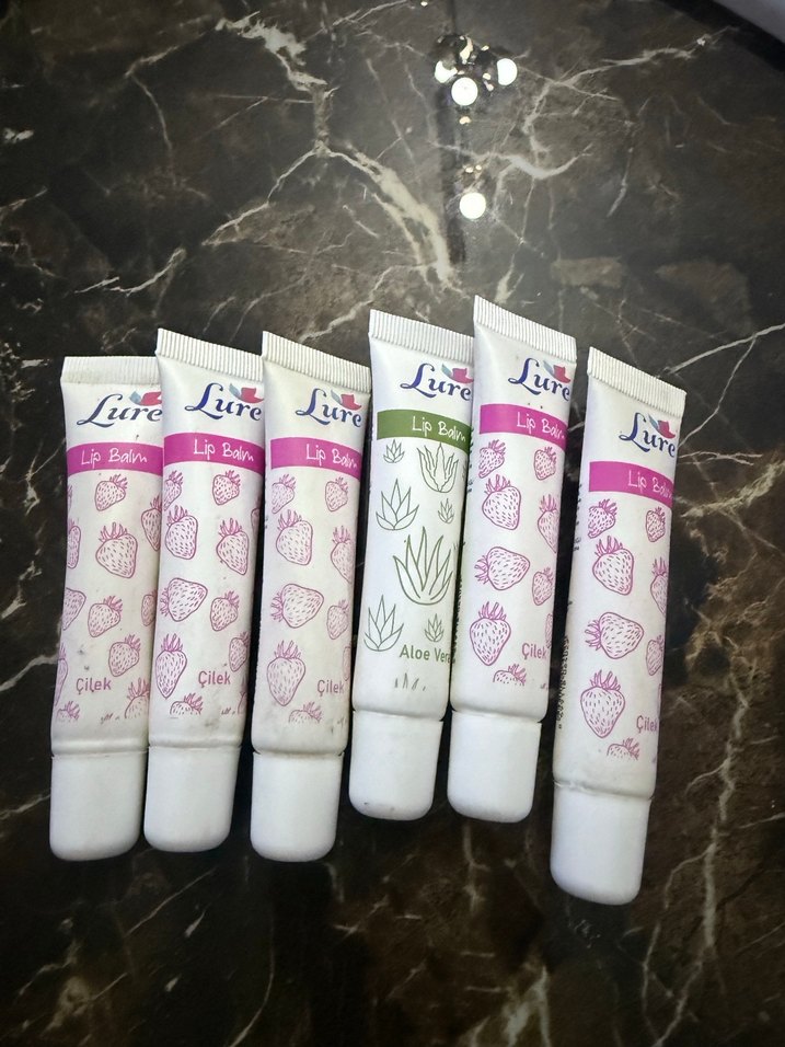 Lure Pastel Pembe Dudak Balmı - Görsel 2