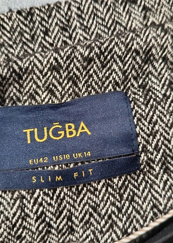 Düğmeli Gri Uzun Kaban - Görsel 3