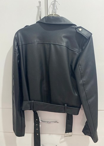 Siyah Kemerli Kadın Deri Biker Ceket - Görsel 2