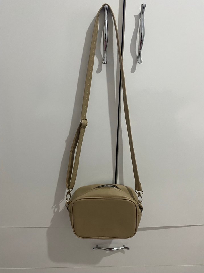 Bej Deri Calvin Klein Kadın Çapraz Çanta - Görsel 2