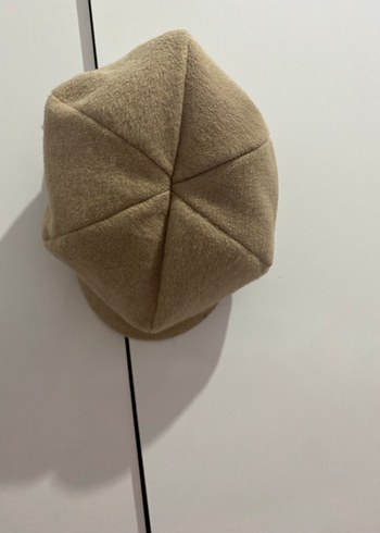 Zincir Detaylı Bej Yün Kadın Şapka - Görsel 2