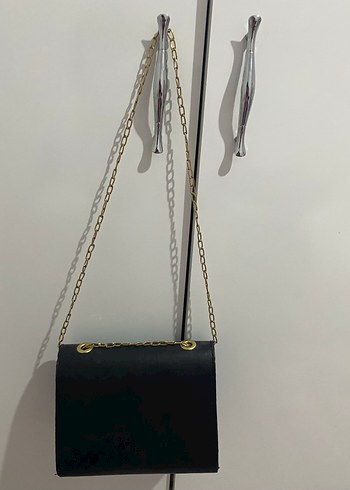 Zincir Detaylı Siyah Deri Kadın Çanta - Görsel 2