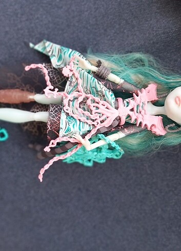 Monster high kiyomi ve vandala