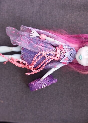  Monster high kiyomi ve vandala