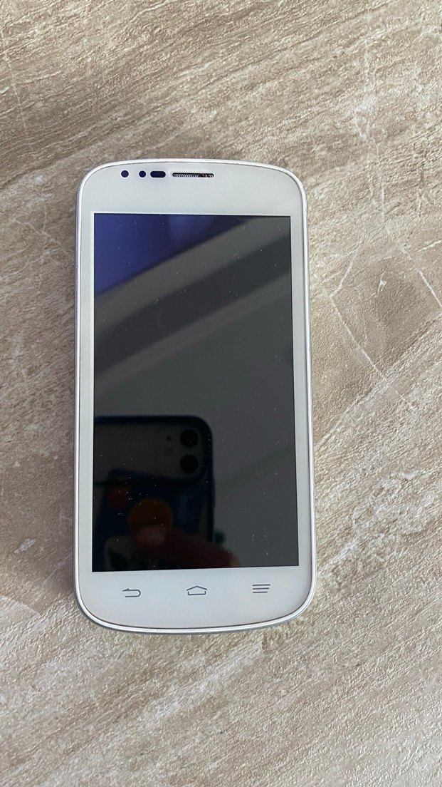 Beyaz ZTE Android Telefon - Görsel 3