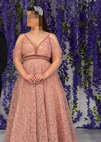Pembe İşlemeli Dantel Uzun Abiye Elbise