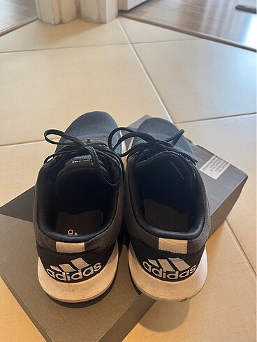 37 Beden siyah Renk Adidas Spor Ayakkabı