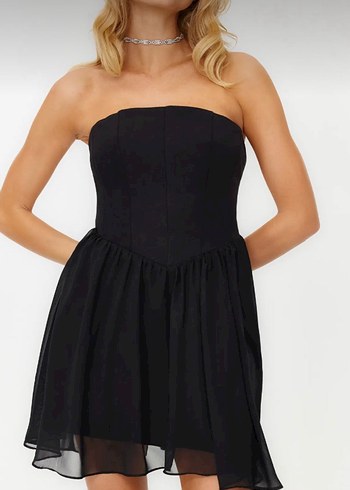 Askısız, Piliseli Siyah Mini Elbise - Görsel 4