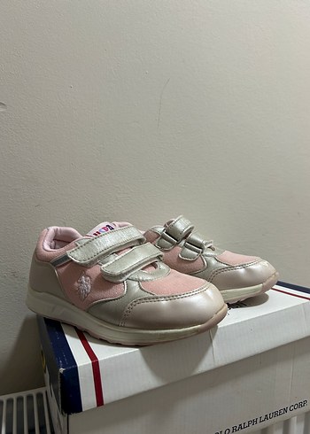 Kız Çocuk Pembe Cırt Cırtlı Spor Ayakkabı