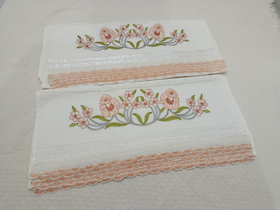 Nakışlı Beyaz Pastel Havlu Seti - Görsel 2