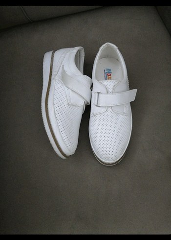 Beyaz Erkek Çocuk Cırtcırtlı Özel Ayakkabı - Görsel 3