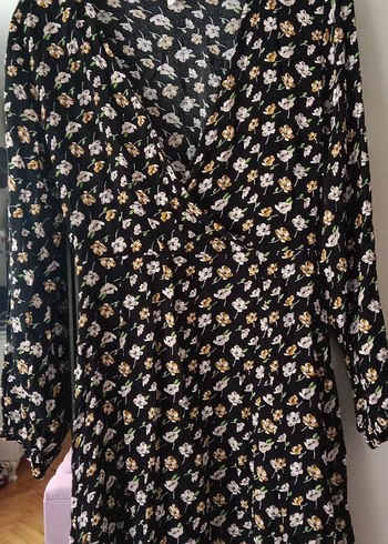 Çiçek Desenli V Yakalı Midi Elbise - Görsel 2