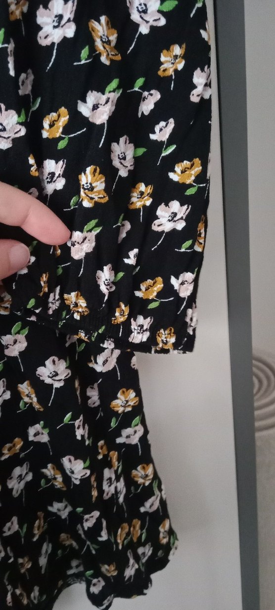 Çiçek Desenli V Yakalı Midi Elbise - Görsel 4