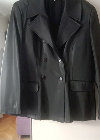 Düğmeli Siyah Deri Kadın Ceket Yağmurluk - Görsel 2