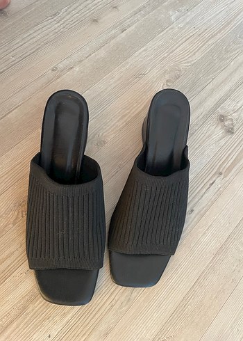 38 Beden Siyah Stiletto Topuklu Kadın Sandalet