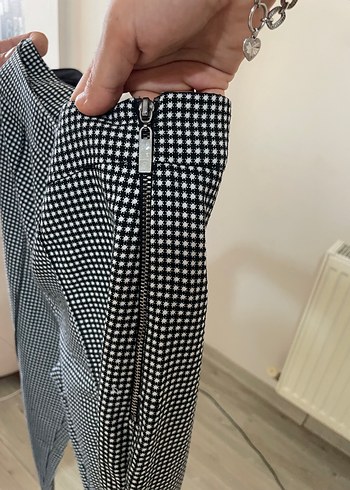Mango MANGO Kadın Gri Piliseli Kumaş Pantolon