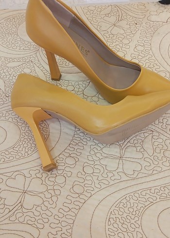 Diğer Sarı Stiletto Topuklu Kadın Ayakkabı