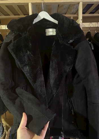 Stradivarius Stradivarius Siyah Süet Kürklü Uzun Kışlık Kadın Mont