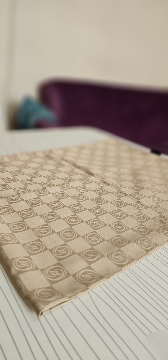 Bej Piliseli Kadın Şal Vakko - Görsel 4