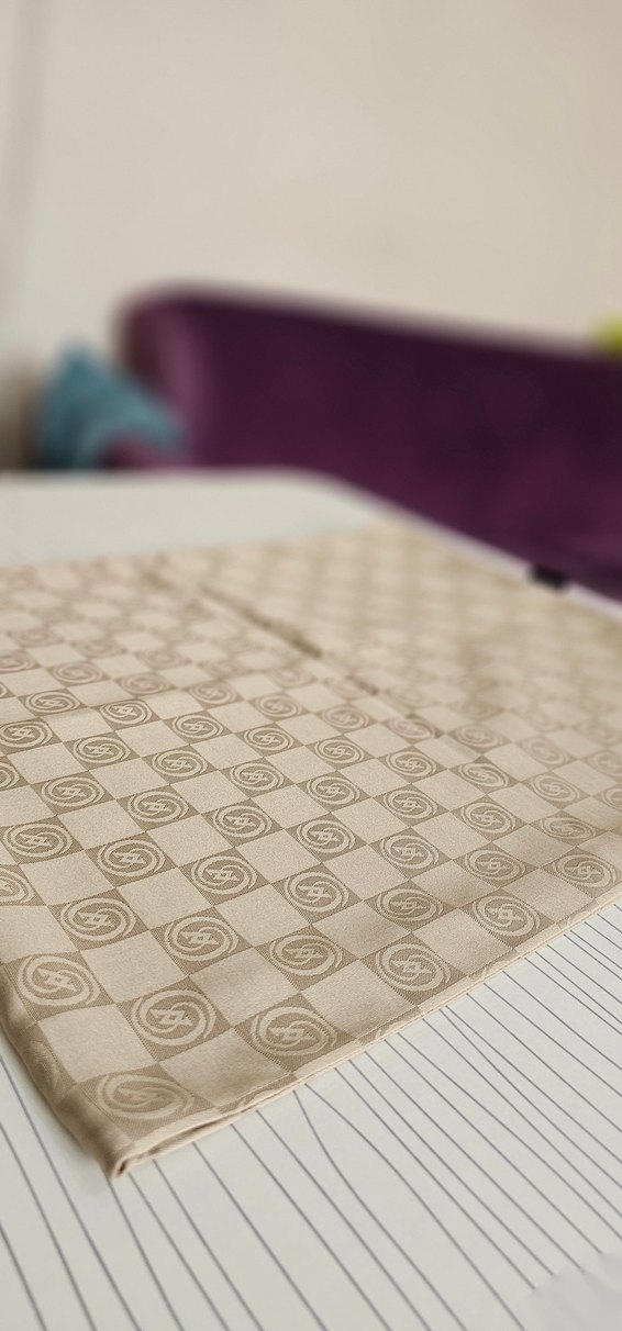 Bej Piliseli Kadın Şal Vakko - Görsel 3