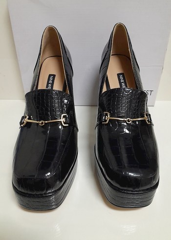 NİNE WEST 40 Kadın Siyah Parlak Deri Platform Topuklu Ayakkabı - Görsel 4
