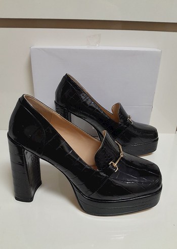 NİNE WEST 40 Kadın Siyah Parlak Deri Platform Topuklu Ayakkabı - Görsel 5