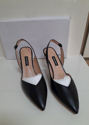 NİNE WEST Siyah Tokalı İnce Topuklu Kadın Stiletto 38 - Görsel 3