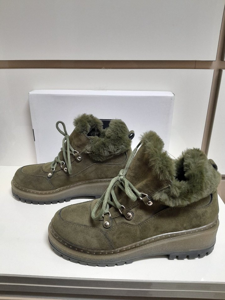 İNCİ SICAK Kürklü Kadın Süet Bot 40 - Görsel 4