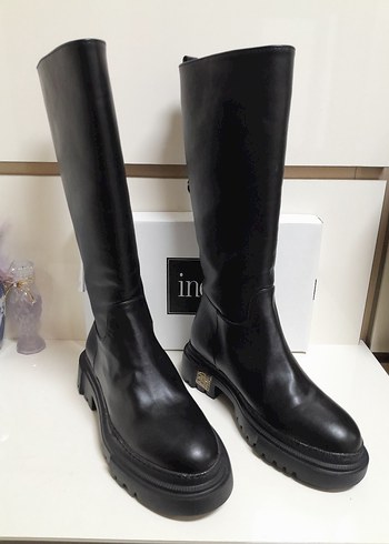 SIFIR İNCİ FERMUARSIZ SUNİ DERİ ÇİZME 39 - Görsel 2