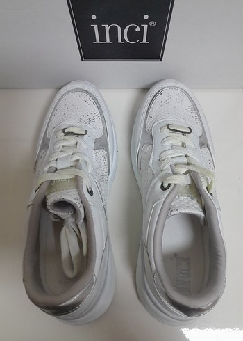 SIFIR İnci Beyaz Yılan Desenli Topuklu Spor Ayakkabı 38 - Görsel 7